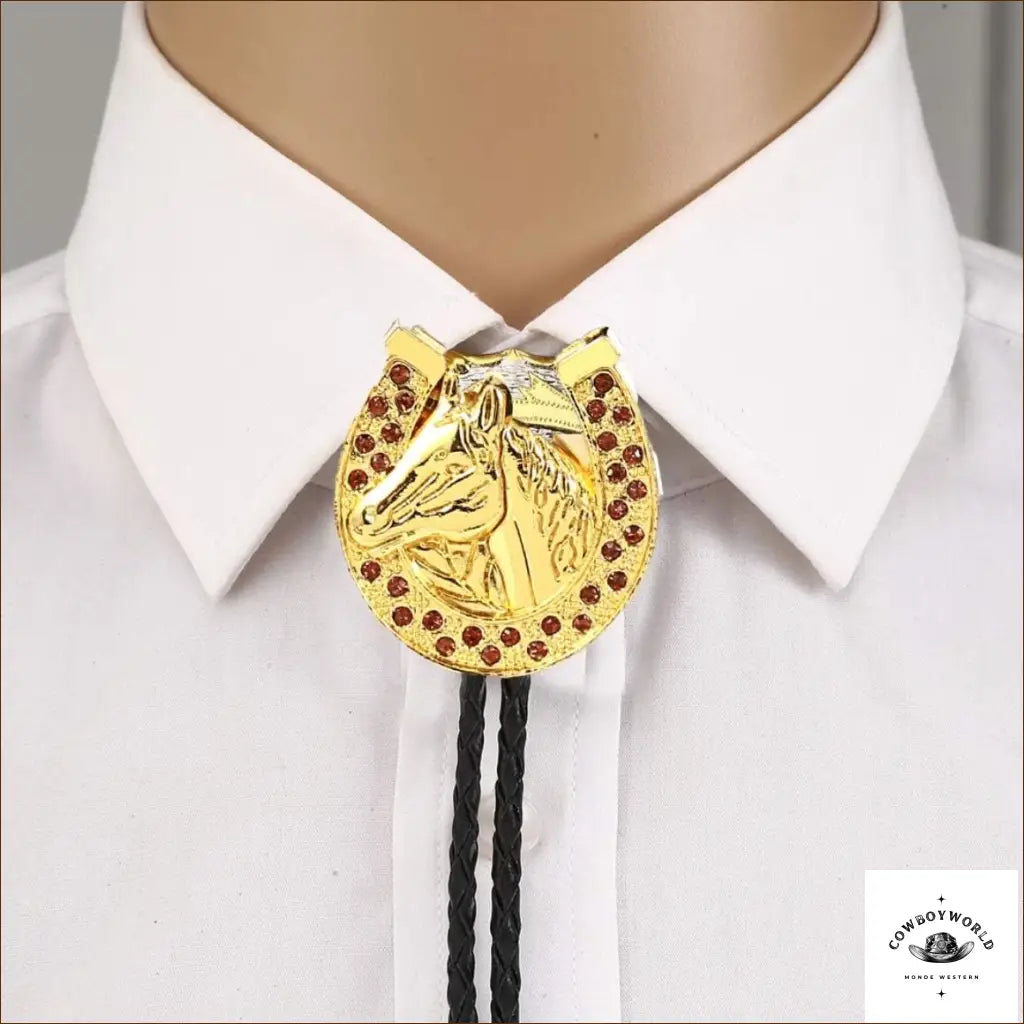 Bolo Tie Cheval Avec Fer